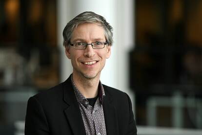 Dr. Jelmer Kamstra